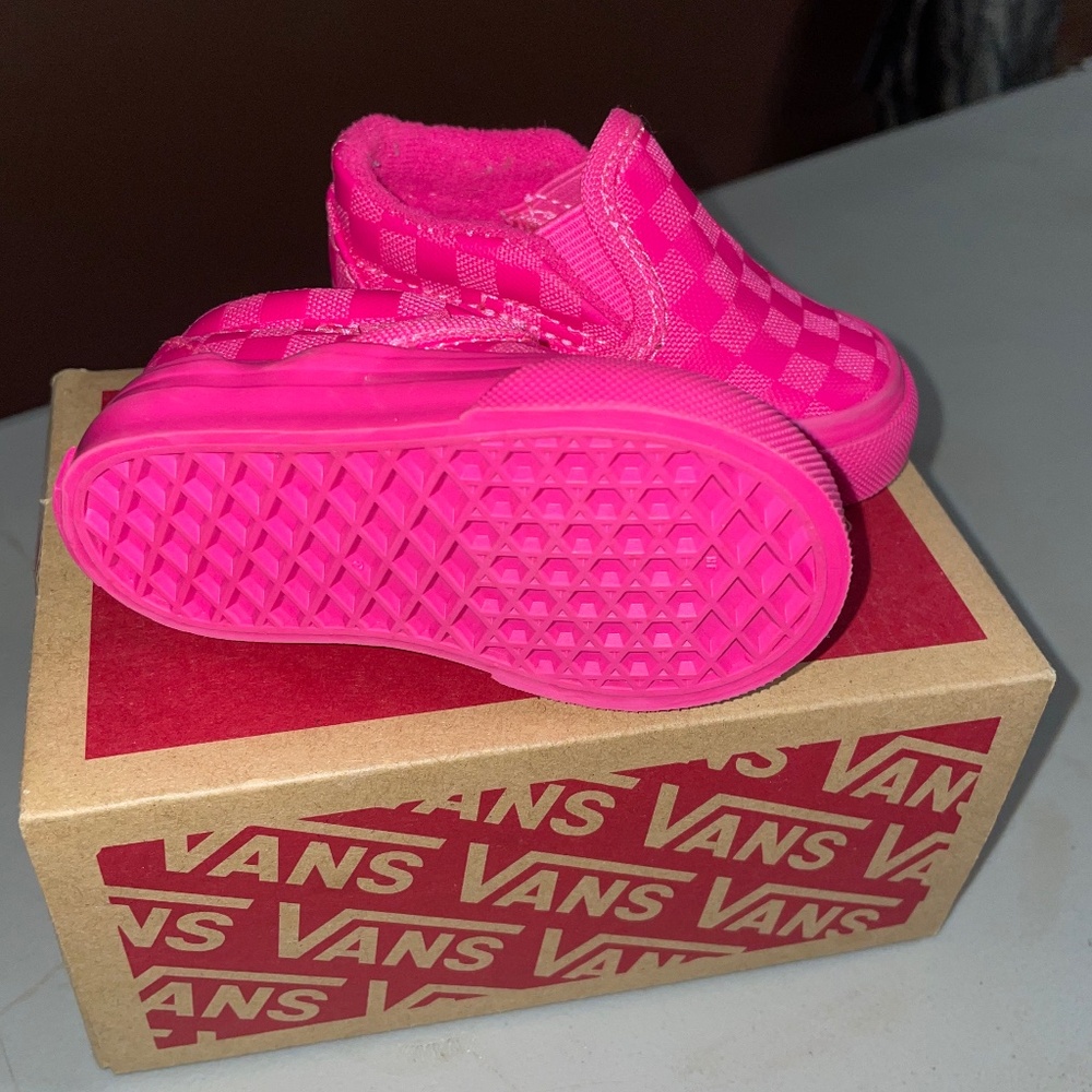 Vans (baby girl)